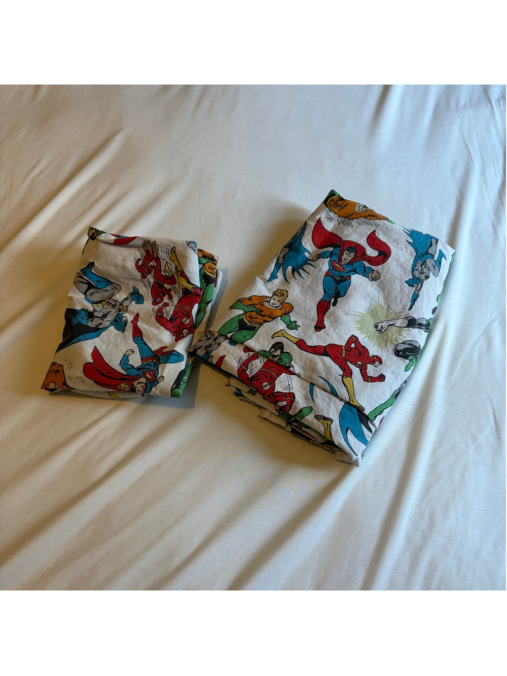 Pottery Barn Kids Twin Size DC Comics Superhero Flat Bed Sheet and Pillowcase